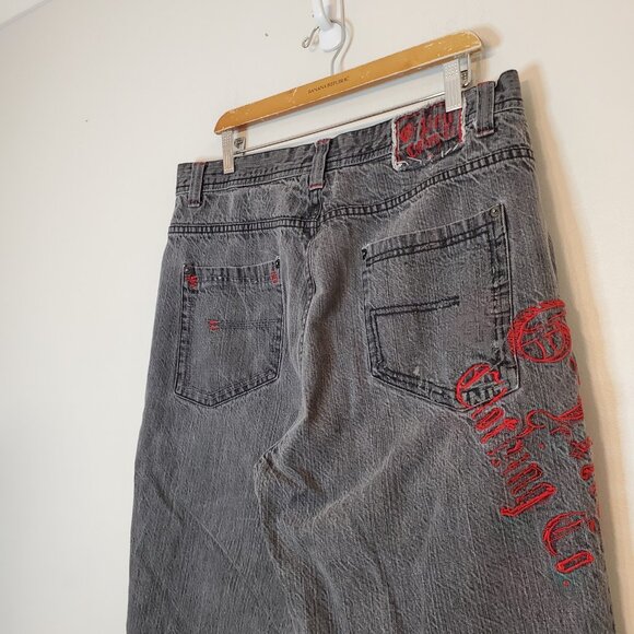 NOT FOR SALE Poshmark will Restrict Sellers Accounts If We Delete Too Many Items - Picture 2 of 6